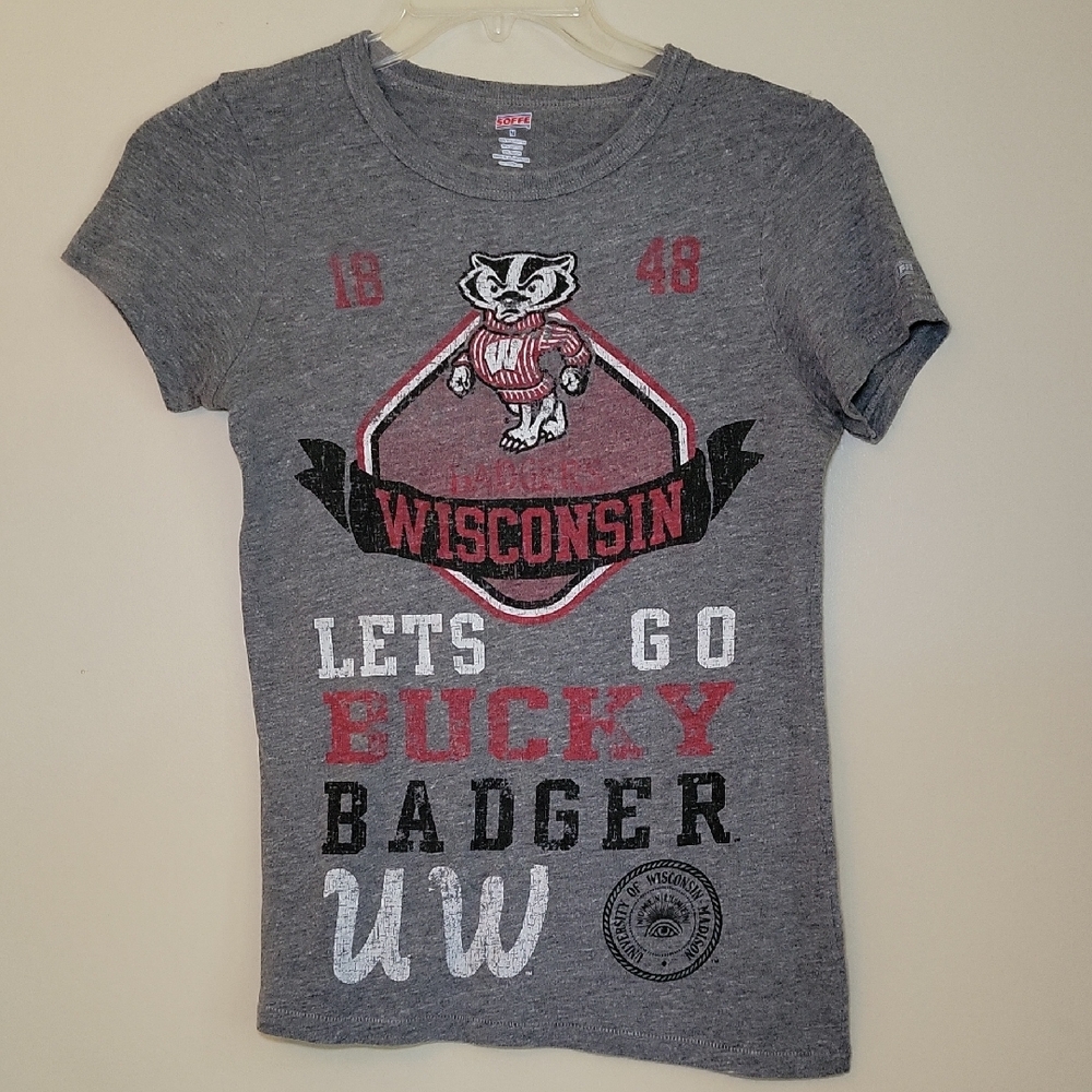 Soffe‎ Heather Gray T-Shirt Wisconsin Badgers Woman's Med. Sports Team